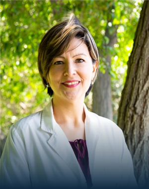Dr. Chloe Bennett